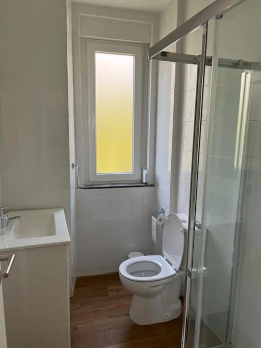 Casa Da Praia Da Poca - Apartamento Lirio Estoril Bagian luar foto